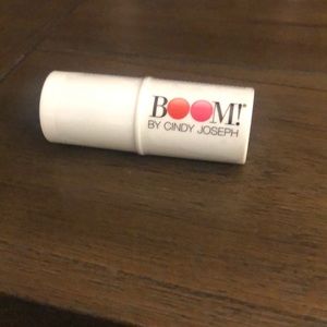 Cindy Joseph BoomStick color.